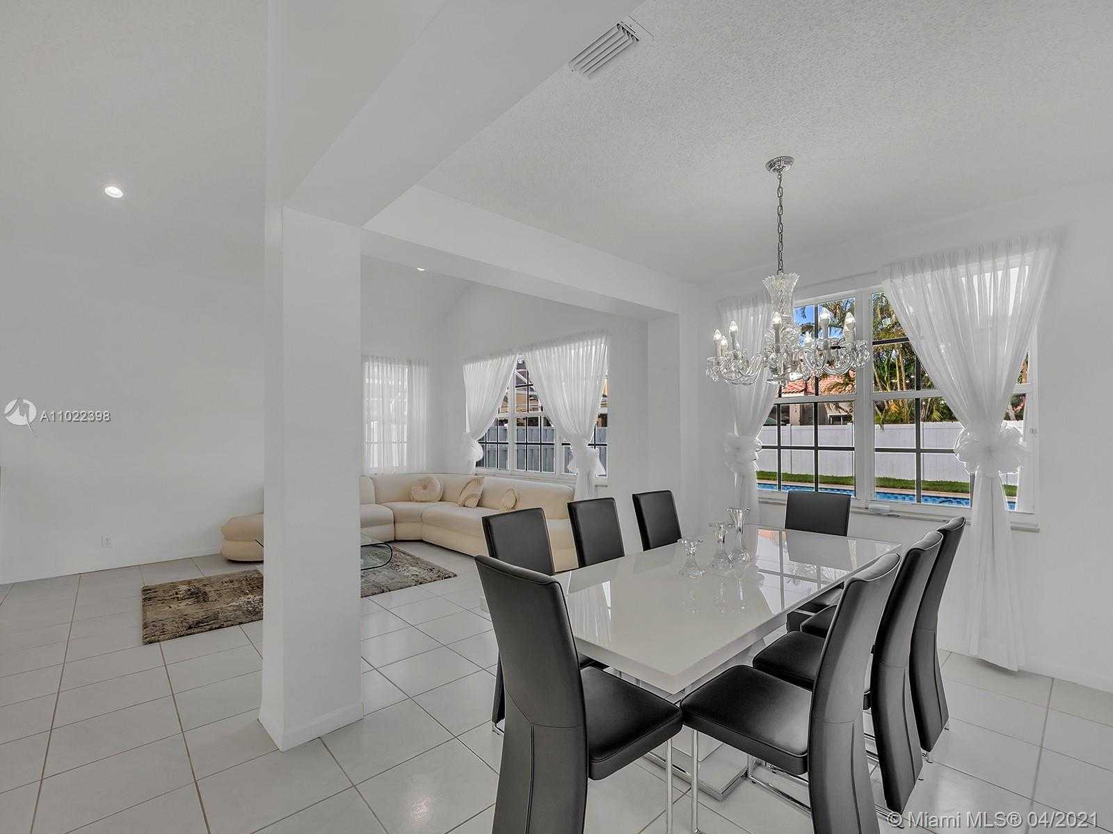 Small Image of 1099 BIRCHWOOD RD #1099, Weston Number 16