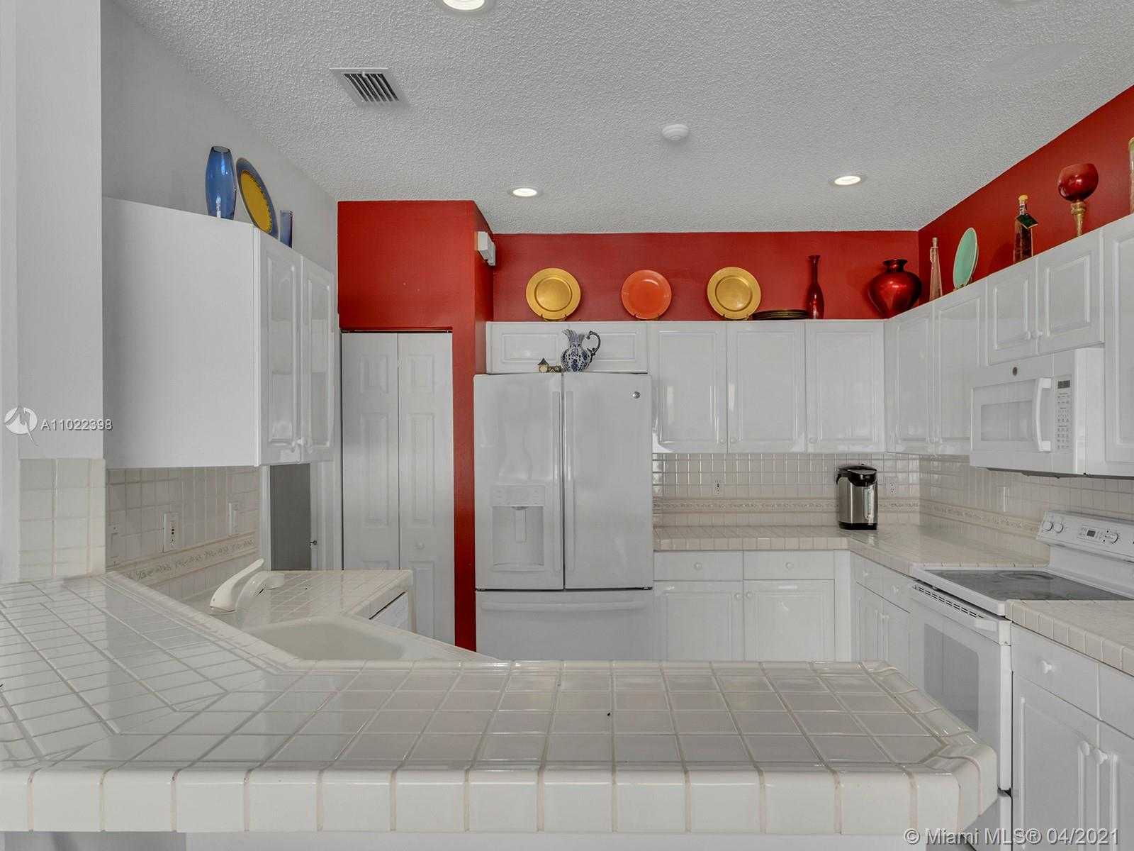 Small Image of 1099 BIRCHWOOD RD #1099, Weston Number 19