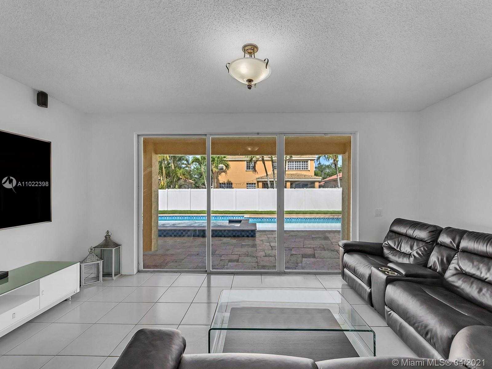 Small Image of 1099 BIRCHWOOD RD #1099, Weston Number 25