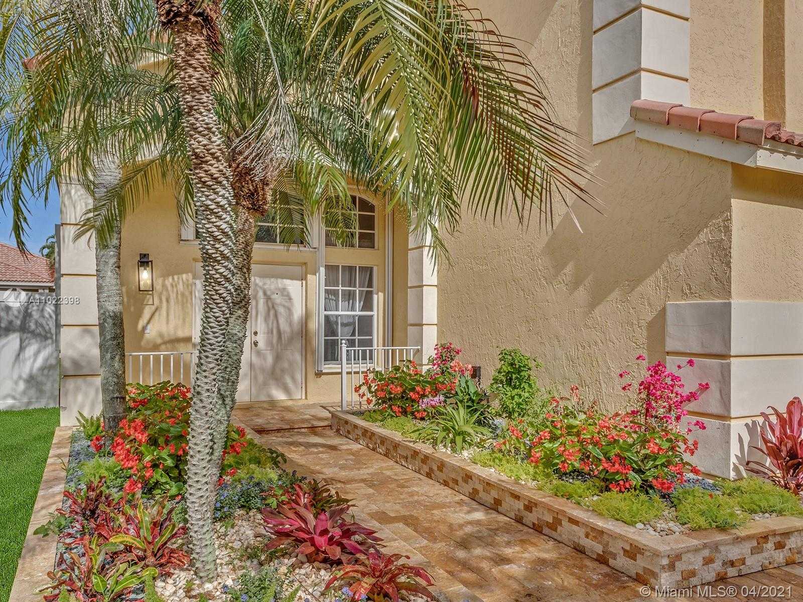 Small Image of 1099 BIRCHWOOD RD #1099, Weston Number 3