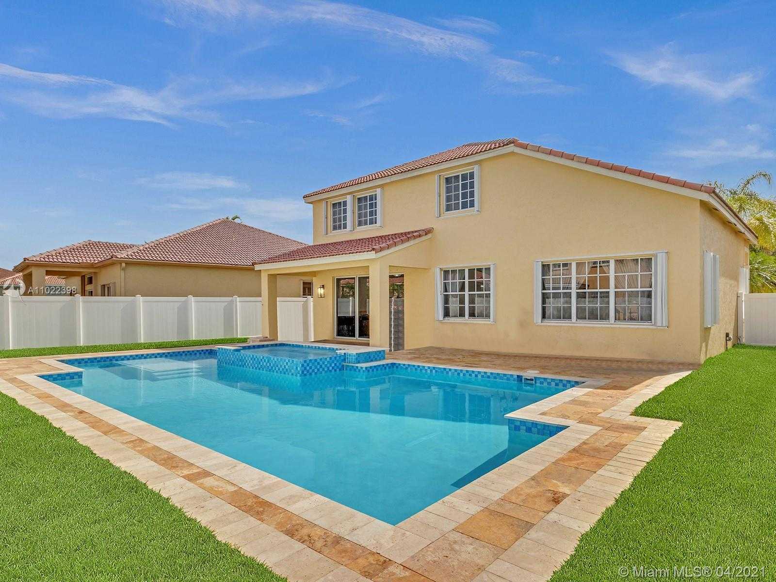 Small Image of 1099 BIRCHWOOD RD #1099, Weston Number 31
