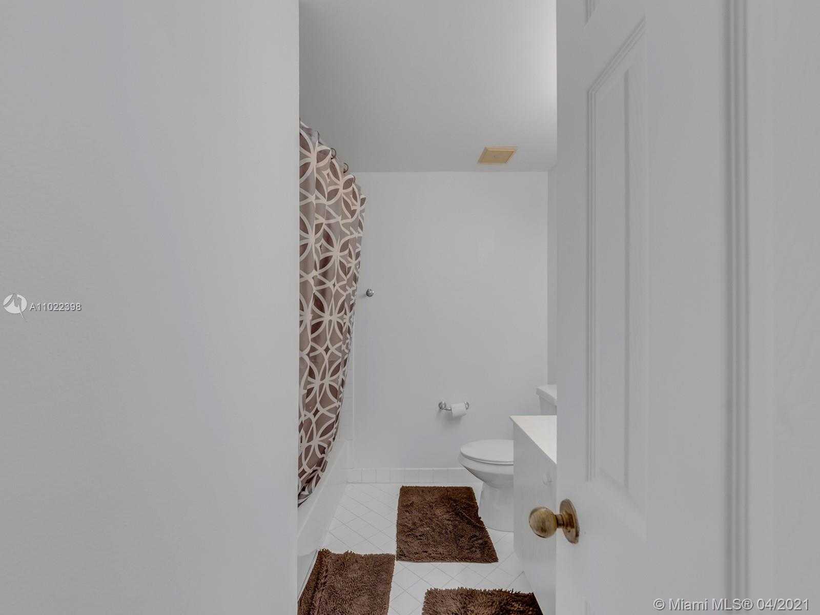 Small Image of 1099 BIRCHWOOD RD #1099, Weston Number 47