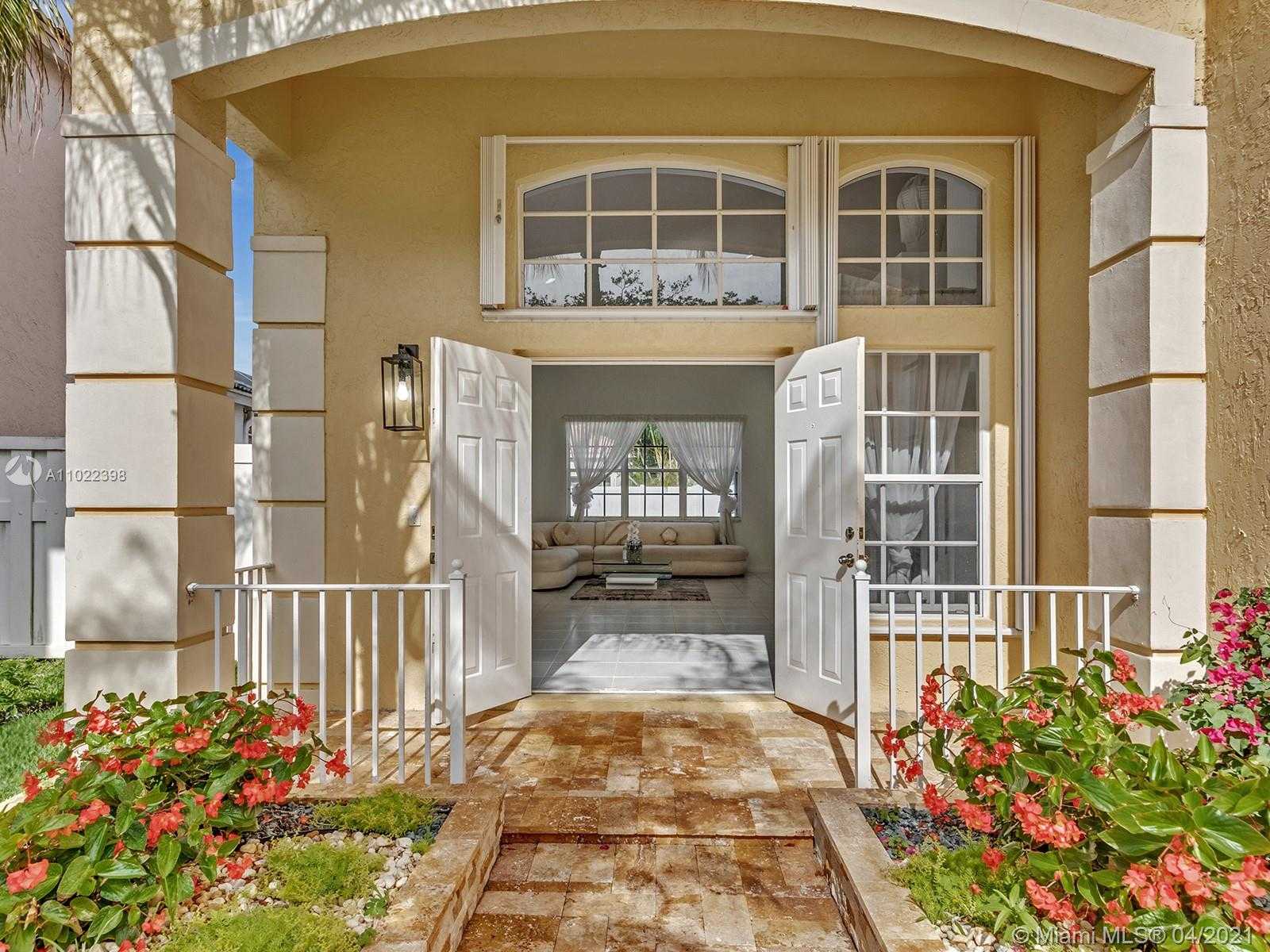 Small Image of 1099 BIRCHWOOD RD #1099, Weston Number 5