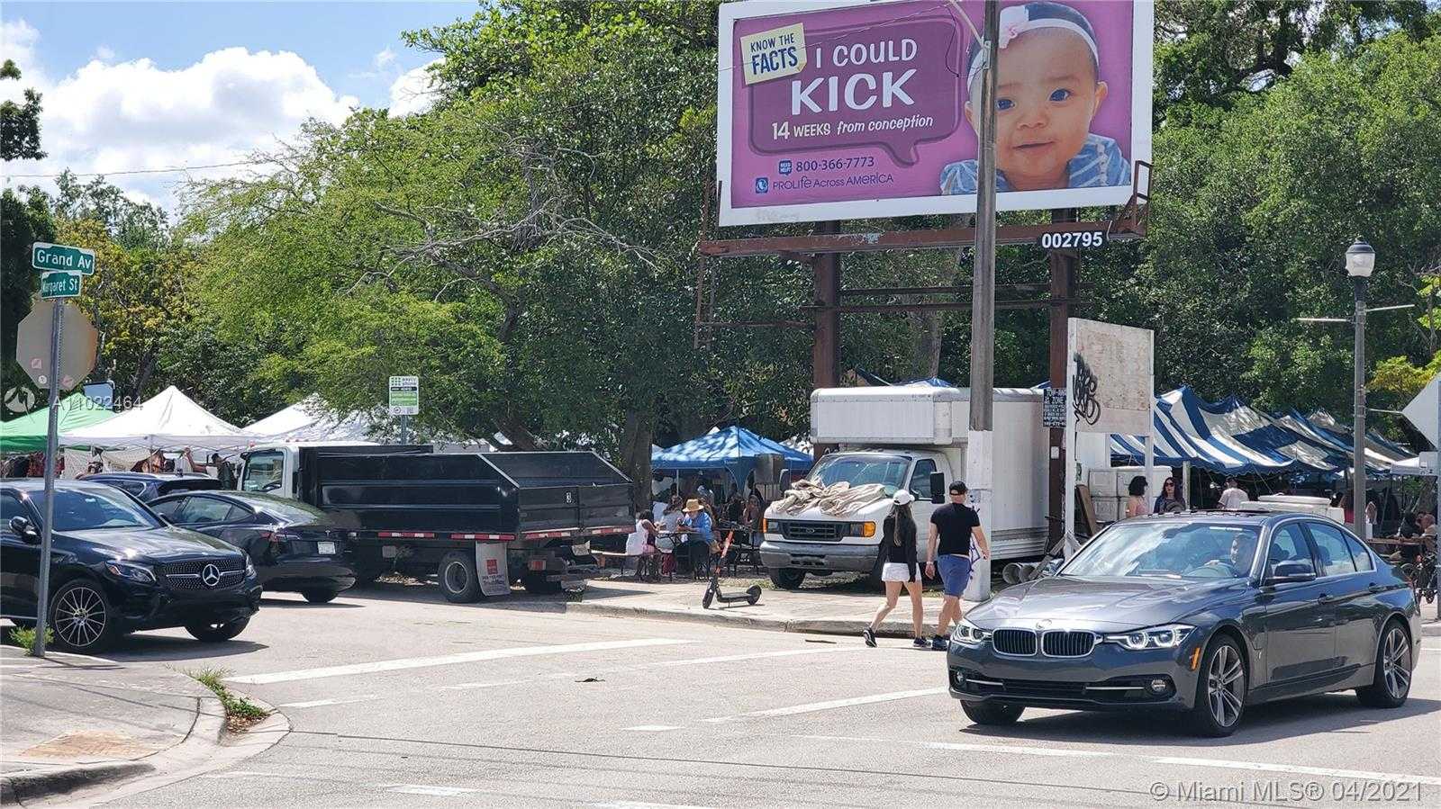 Small Image of 3677 THOMAS AVE, Miami Number 35