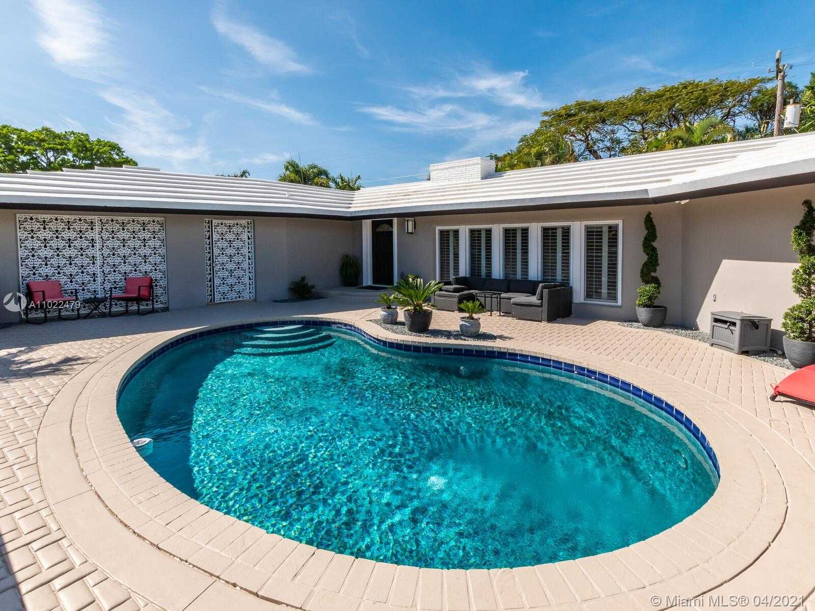 Small Image of 2633 NORTH EAST 29TH ST, Fort Lauderdale Number 2
