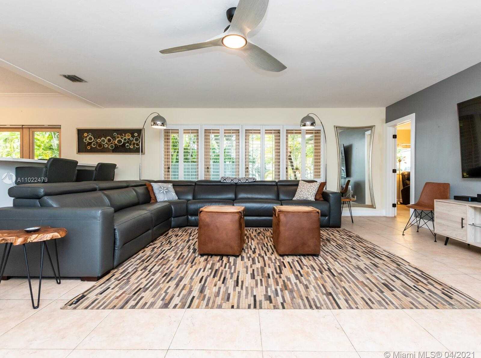 Small Image of 2633 NORTH EAST 29TH ST, Fort Lauderdale Number 3