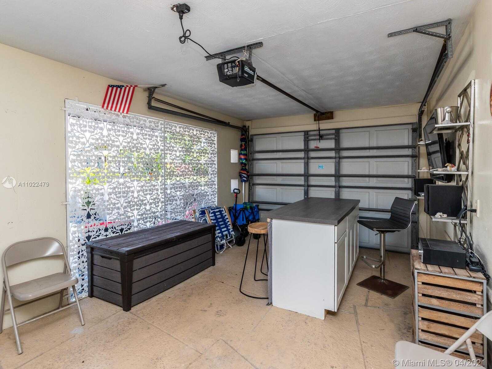 Small Image of 2633 NORTH EAST 29TH ST, Fort Lauderdale Number 31