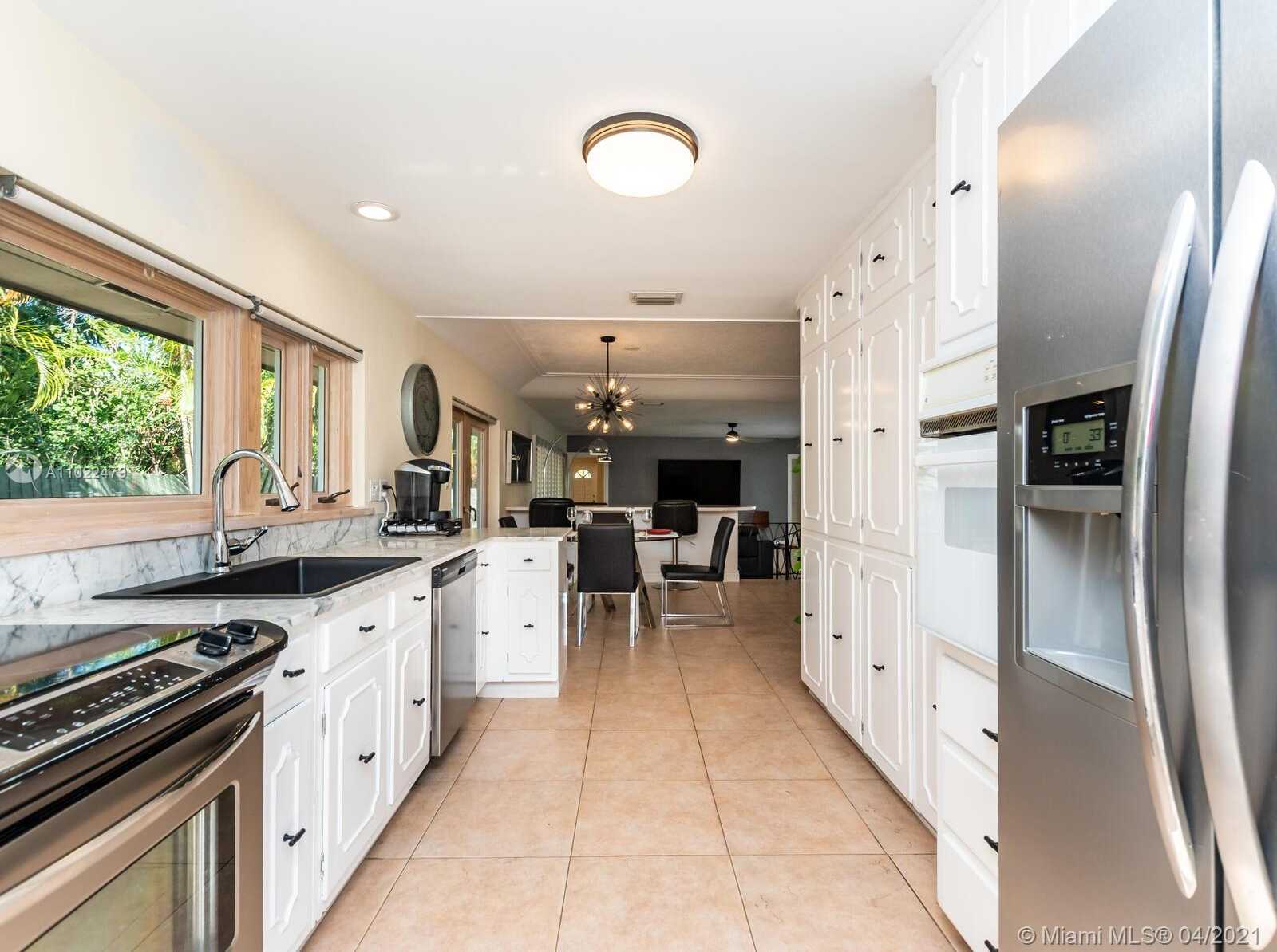 Small Image of 2633 NORTH EAST 29TH ST, Fort Lauderdale Number 4