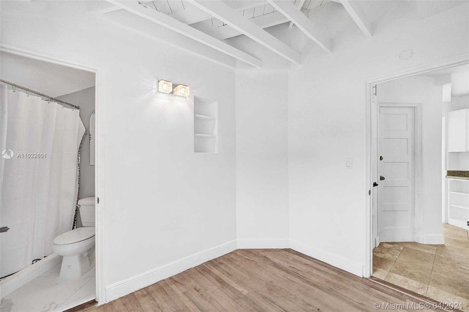 Small Image of 4717 ALTON RD, Miami Beach Number 20