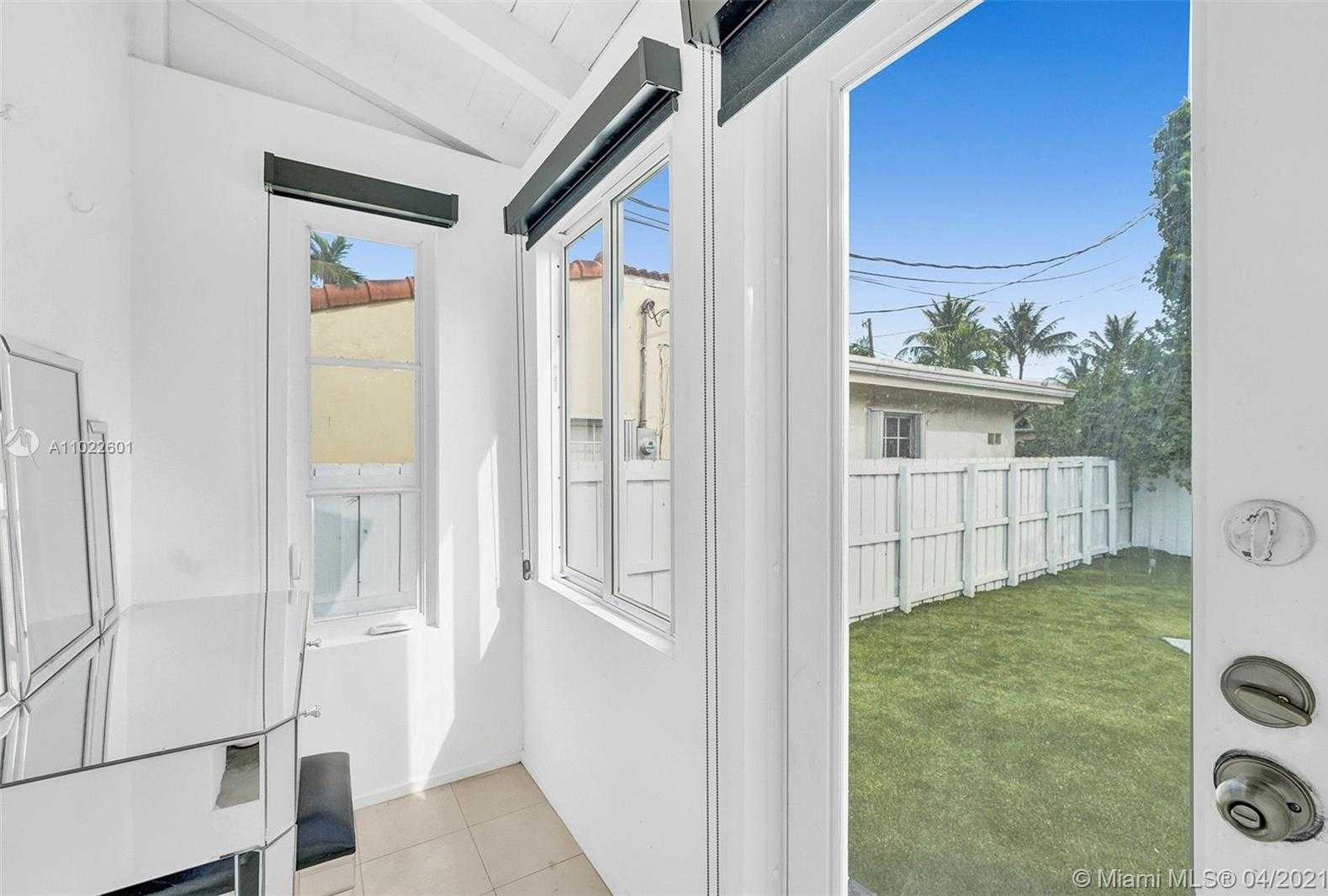 Small Image of 4717 ALTON RD, Miami Beach Number 22