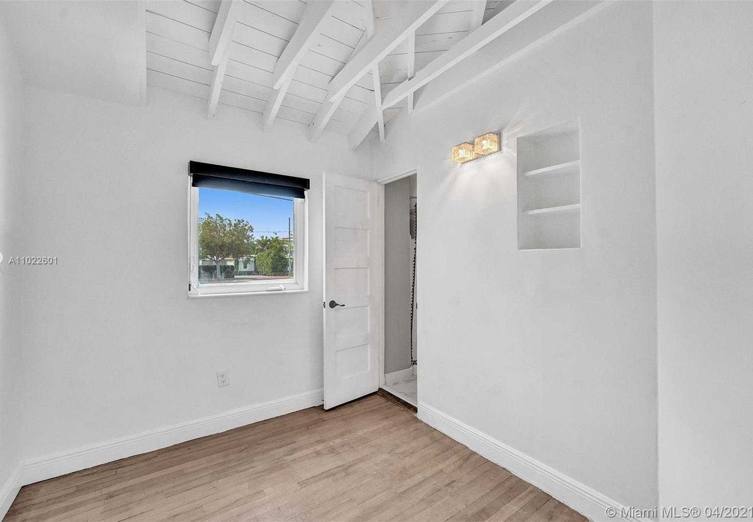 Small Image of 4717 ALTON RD, Miami Beach Number 25
