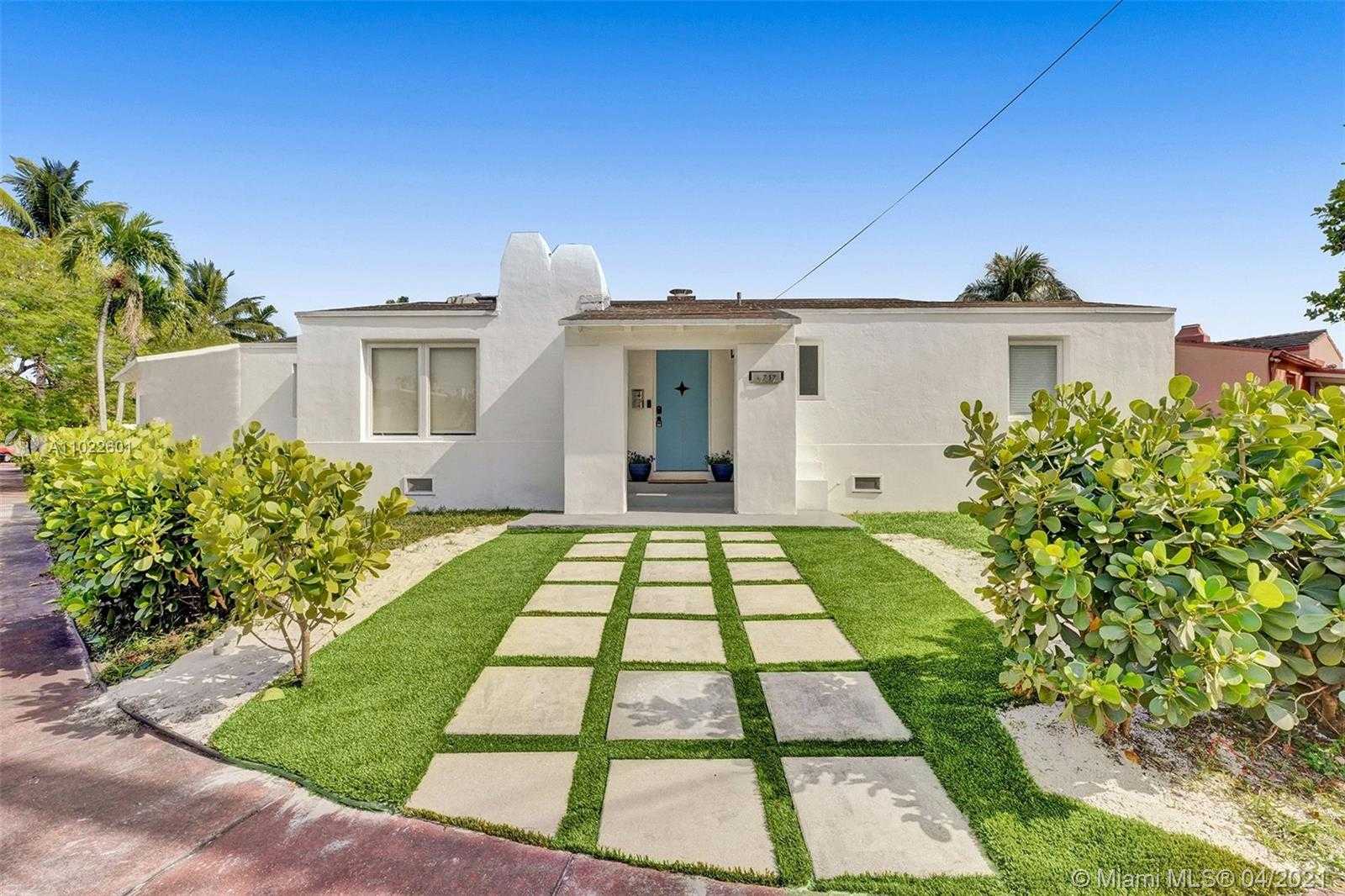 Small Image of 4717 ALTON RD, Miami Beach Number 3