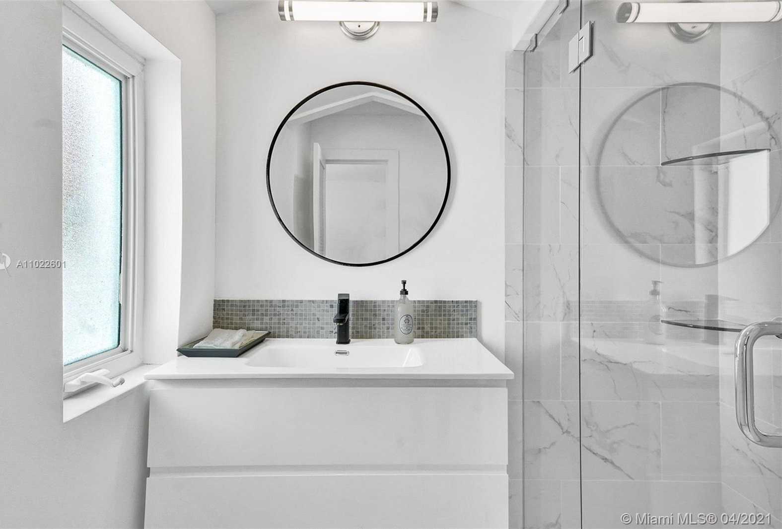 Small Image of 4717 ALTON RD, Miami Beach Number 39