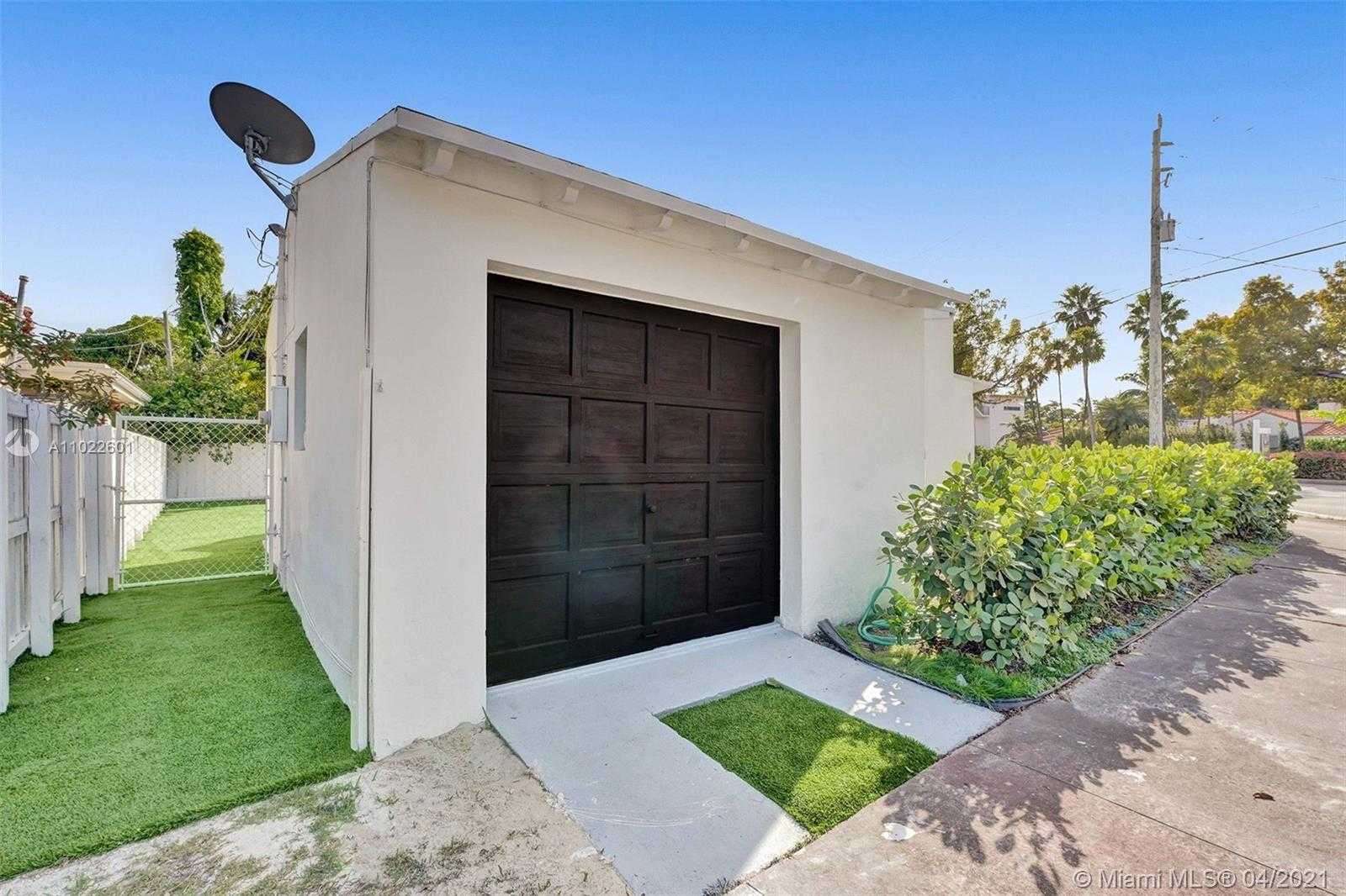 Small Image of 4717 ALTON RD, Miami Beach Number 46