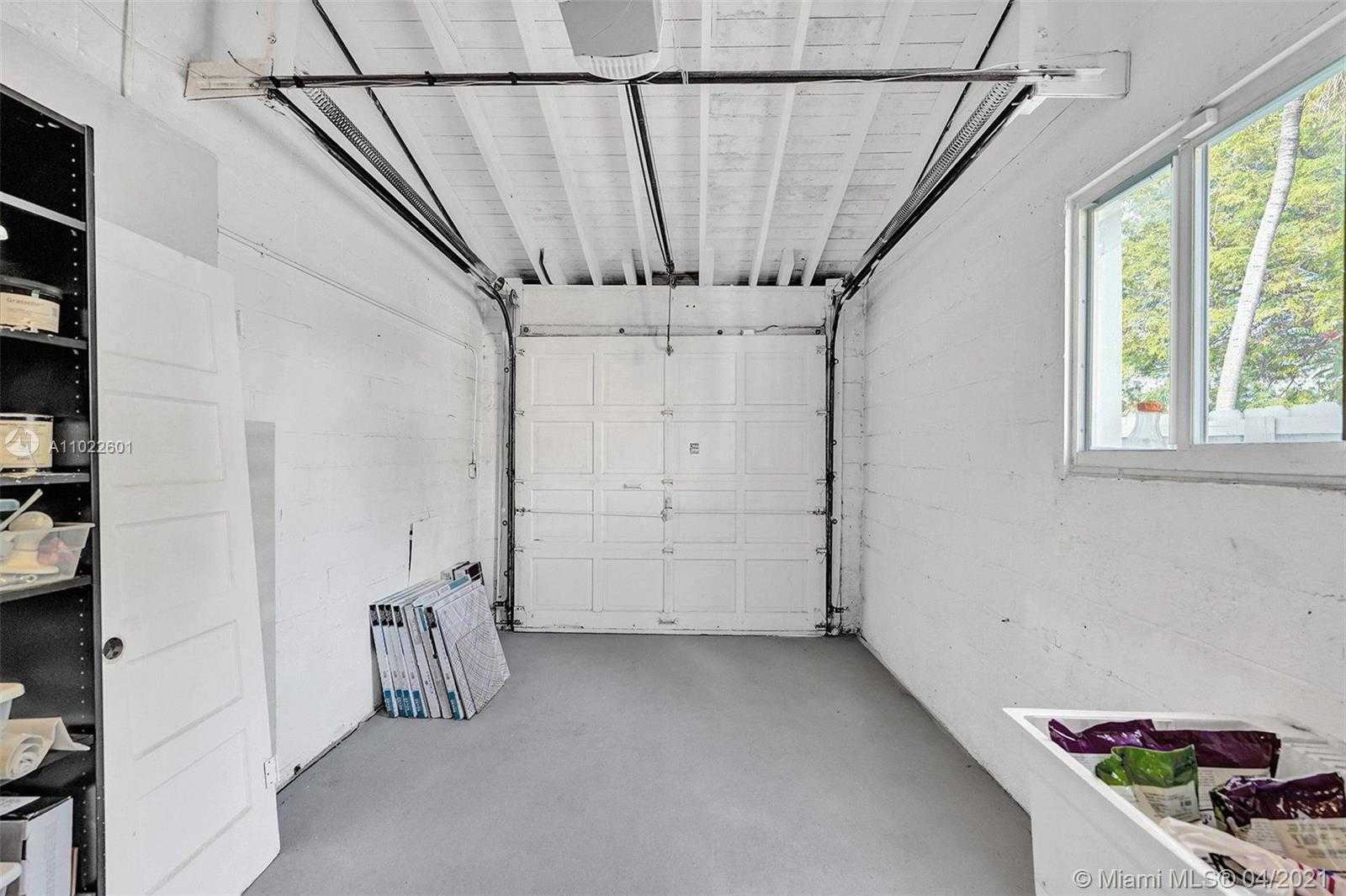 Small Image of 4717 ALTON RD, Miami Beach Number 49