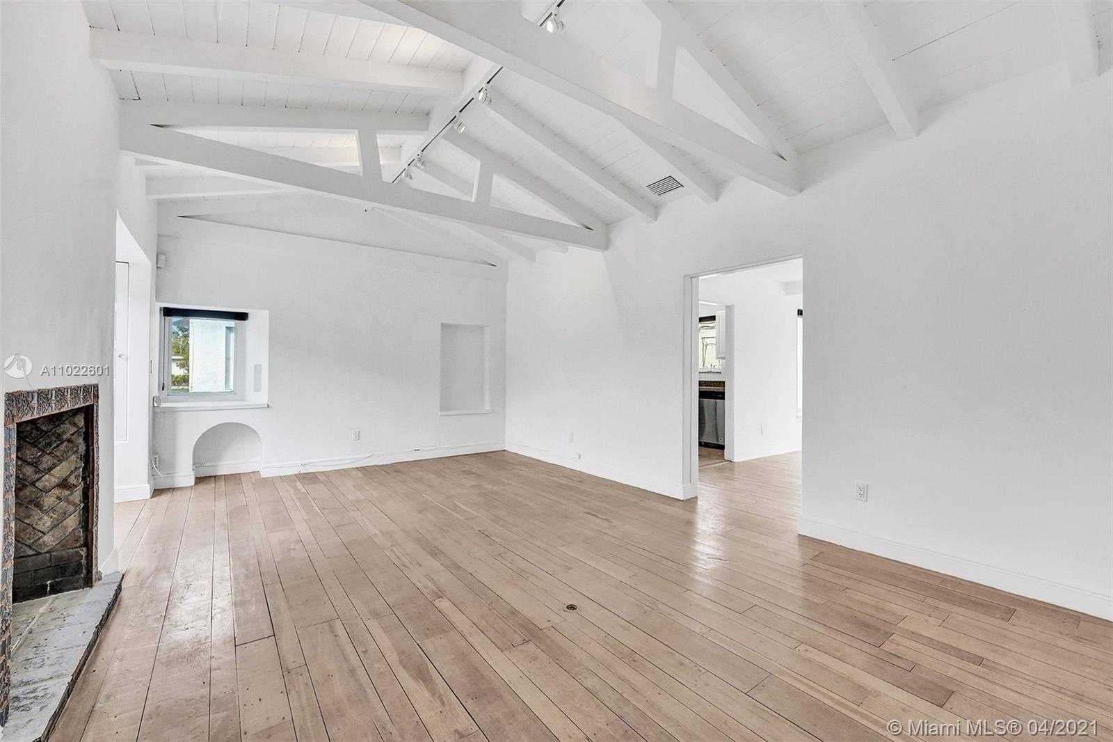 Small Image of 4717 ALTON RD, Miami Beach Number 54