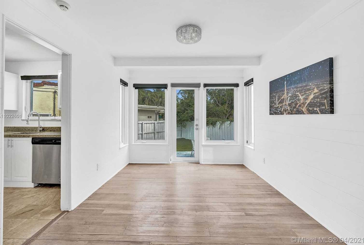 Small Image of 4717 ALTON RD, Miami Beach Number 9