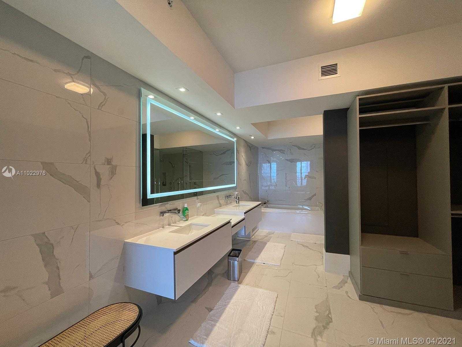 Small Image of 5000 ISLAND ESTATES DR #707, Aventura Number 16