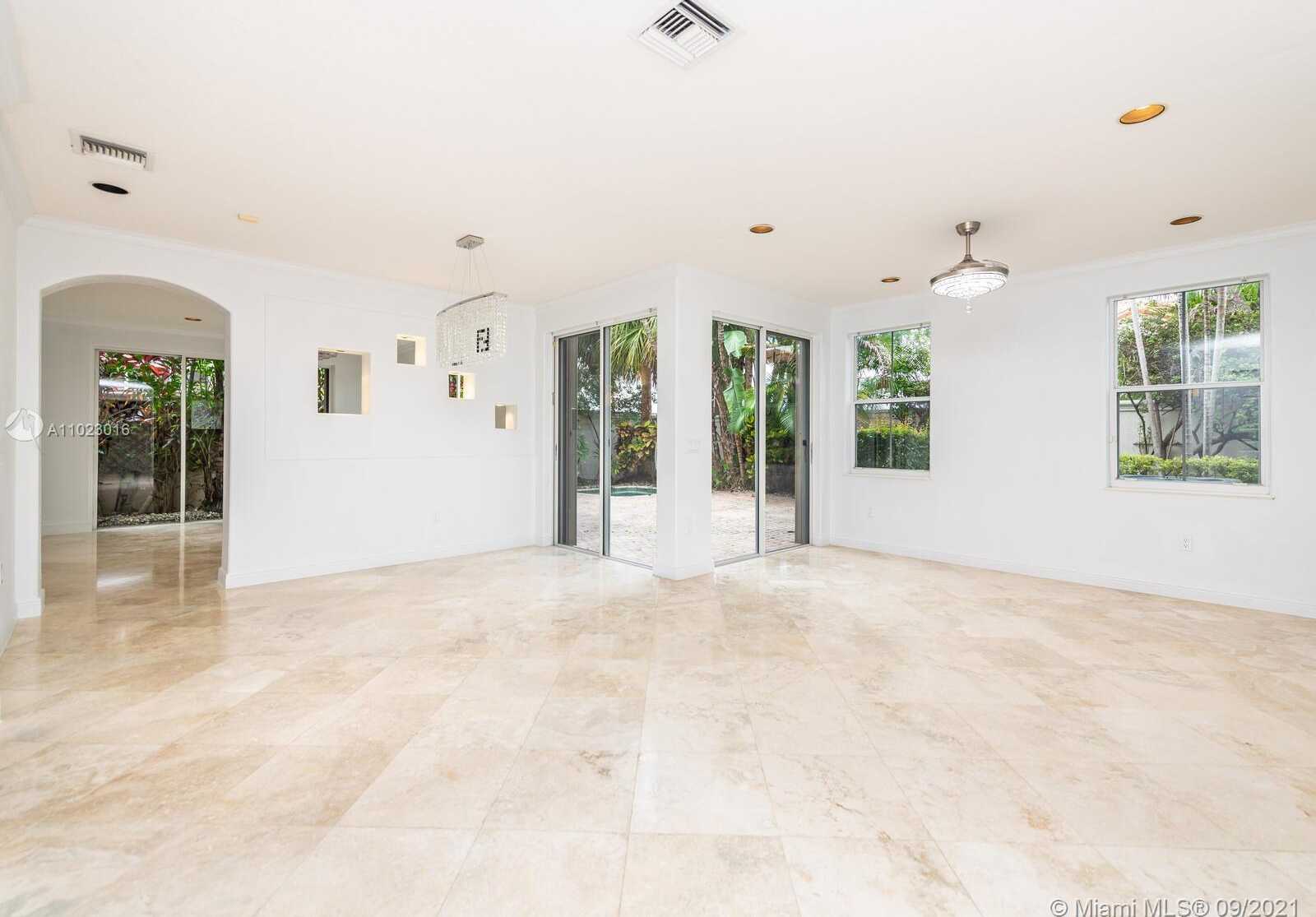 Small Image of 1593 BREAKWATER TER, Hollywood Number 5