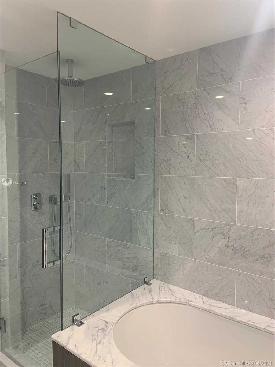 Small Image of 1000 BRICKELL PLZ #2306, Miami Number 22