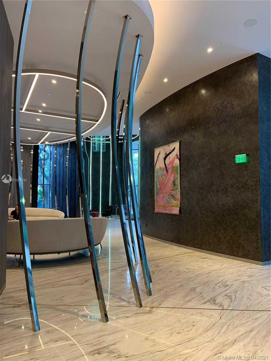 Small Image of 1000 BRICKELL PLZ #2306, Miami Number 4