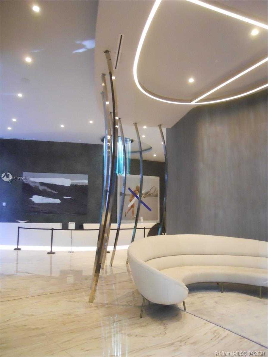 Small Image of 1000 BRICKELL PLZ #2306, Miami Number 5