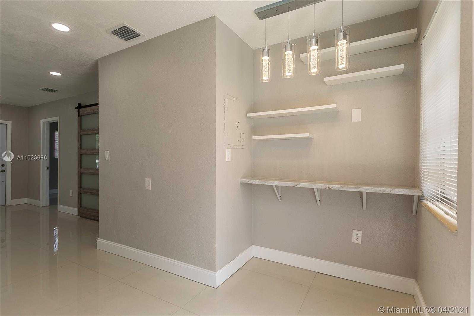 Small Image of 270 NORTH WEST 81ST ST, Miami Number 4