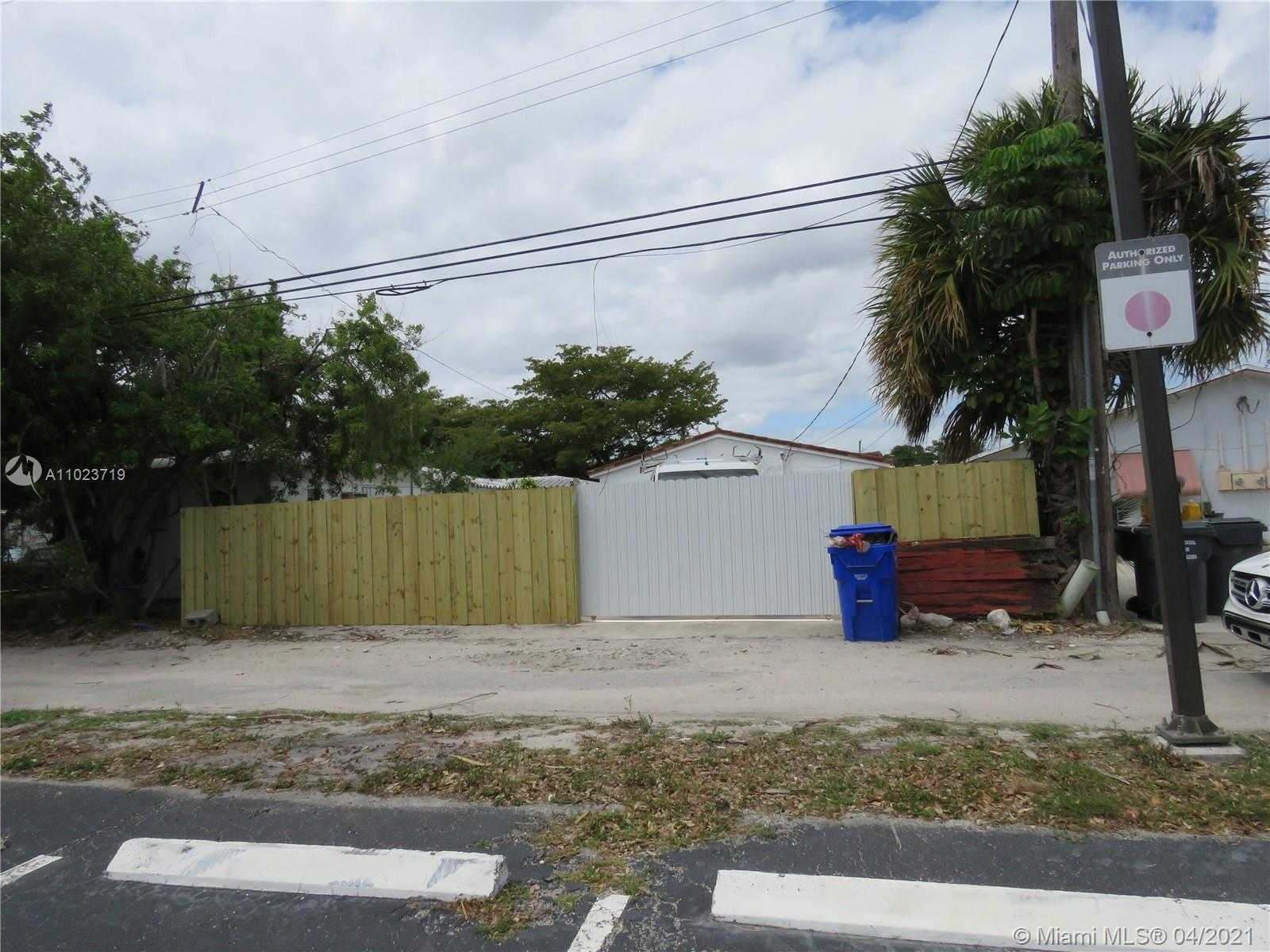 Small Image of 1926 TAYLOR ST, Hollywood Number 31