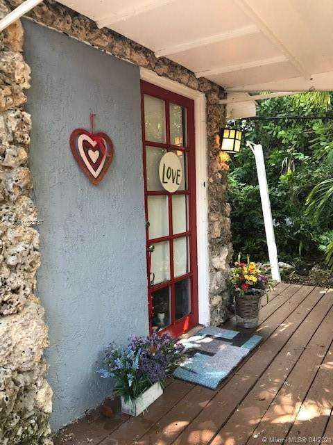 Imagen de Pequeño Objeto