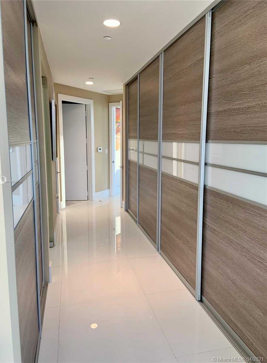 Small Image of 4100 ISLAND BLVD #1204, Aventura Number 26