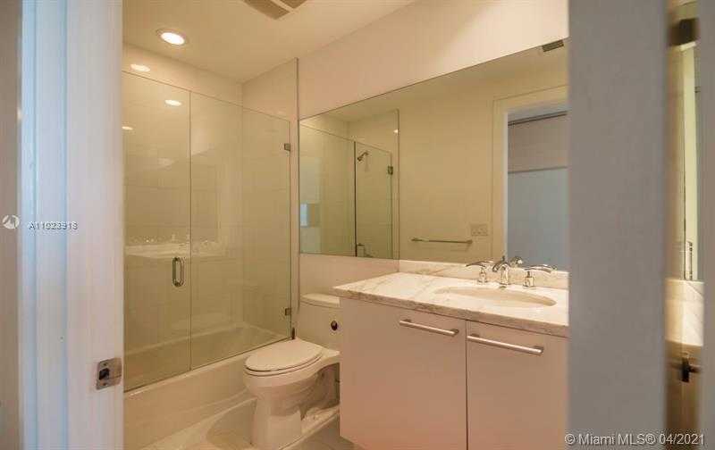 Small Image of 4100 ISLAND BLVD #1204, Aventura Number 29