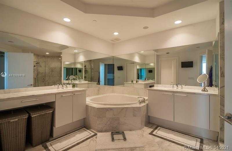 Small Image of 4100 ISLAND BLVD #1204, Aventura Number 9
