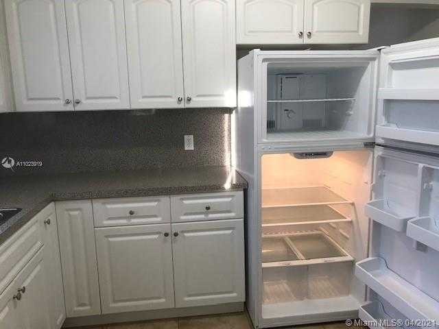 Small Image of 1328 NORTH WEST 6TH AVE, Florida City Number 4