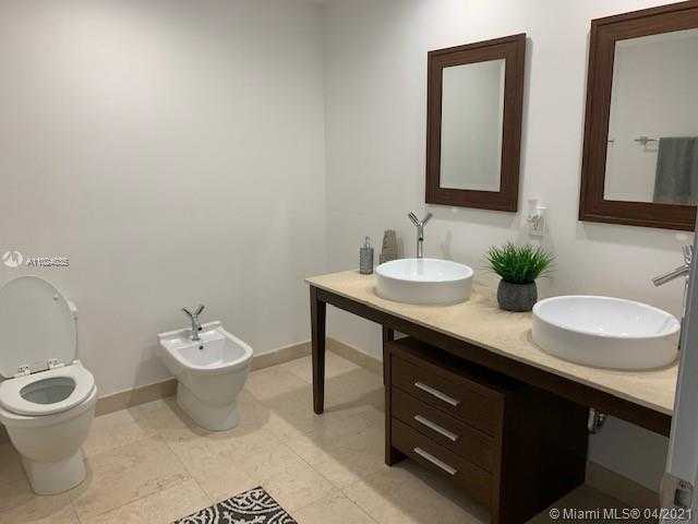 Small Image of 495 BRICKELL AVE #2308, Miami Number 12