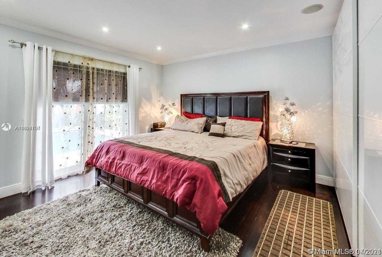Small Image of 5321 SOUTH WEST 89TH CT, Miami Number 15
