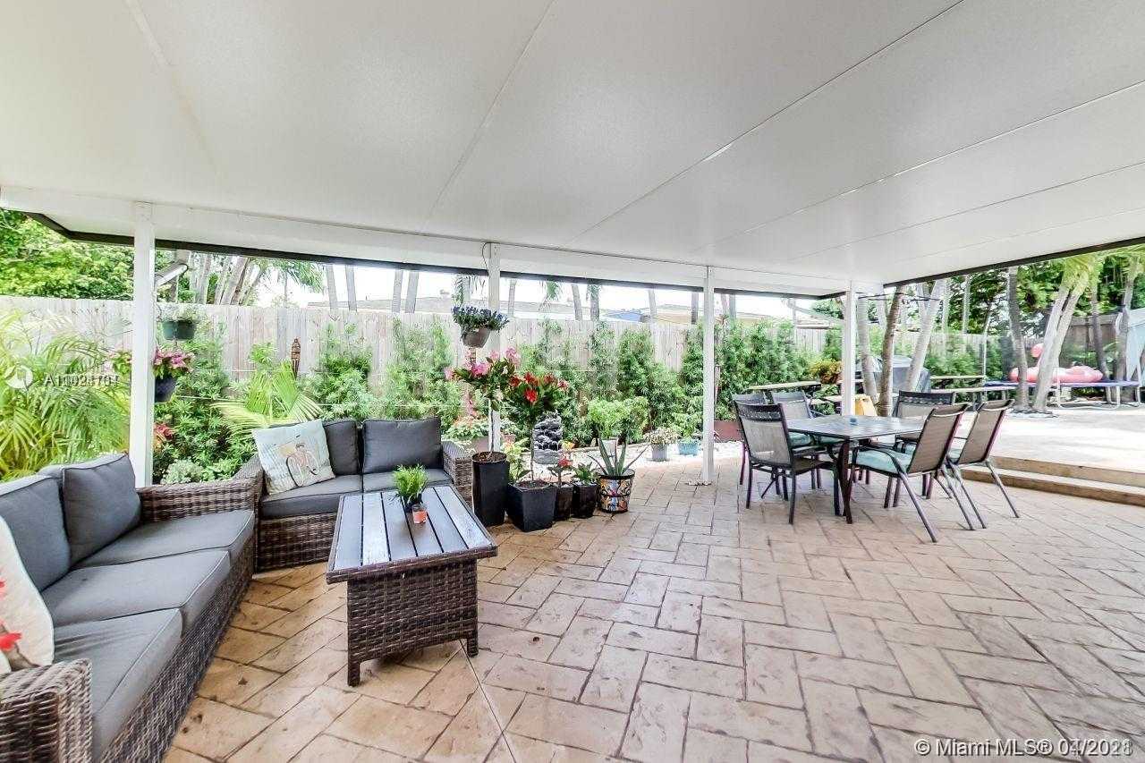 Small Image of 5321 SOUTH WEST 89TH CT, Miami Number 18