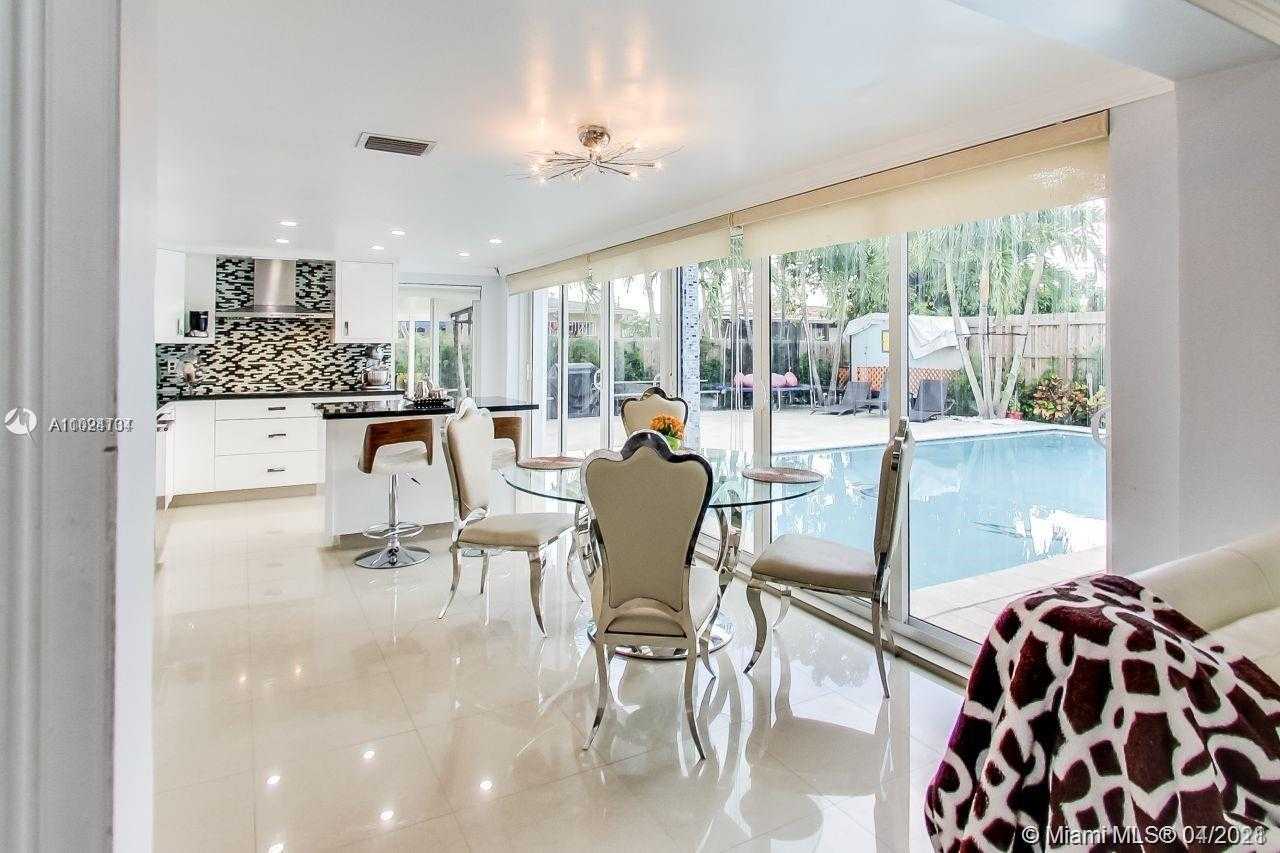 Small Image of 5321 SOUTH WEST 89TH CT, Miami Number 6