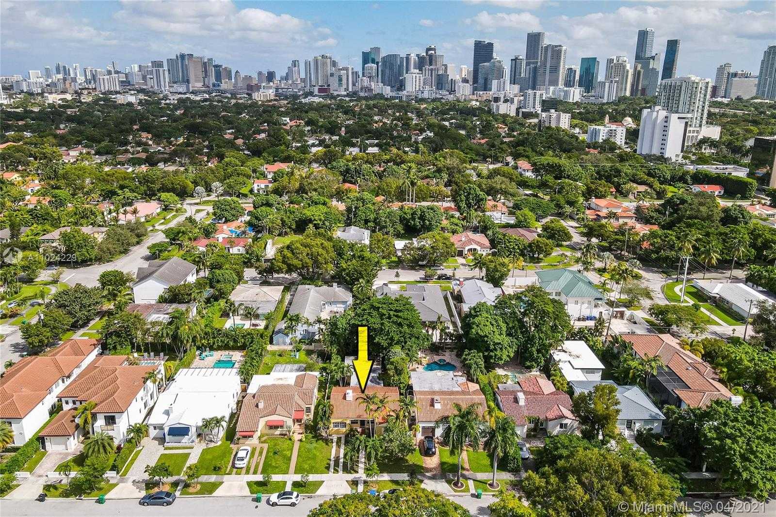Small Image of 435 SOUTH WEST 30TH RD, Miami Number 26