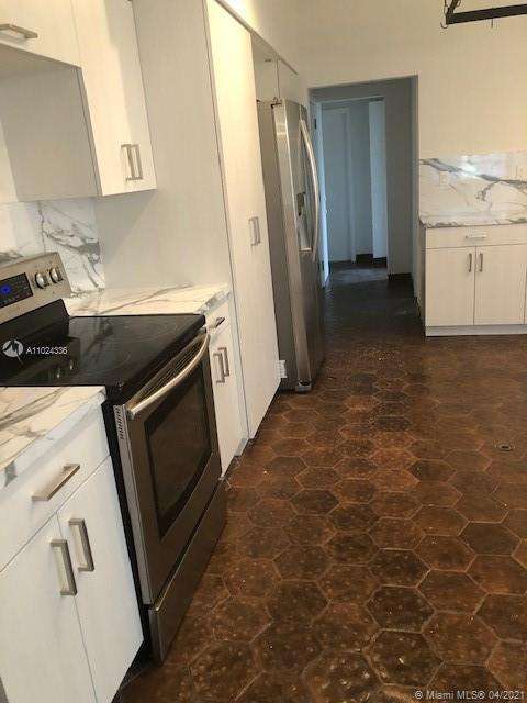 Small Image of 25 SAMANA DR, Coconut Grove Number 17