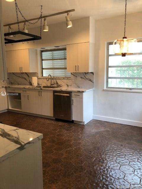 Small Image of 25 SAMANA DR, Coconut Grove Number 23