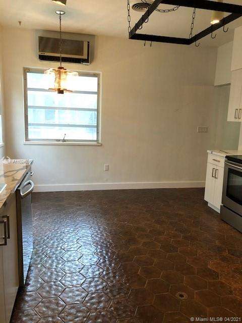 Small Image of 25 SAMANA DR, Coconut Grove Number 24