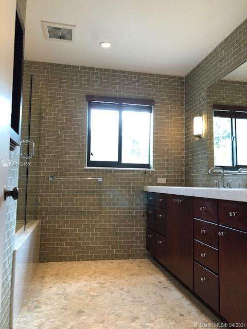 Small Image of 25 SAMANA DR, Coconut Grove Number 3