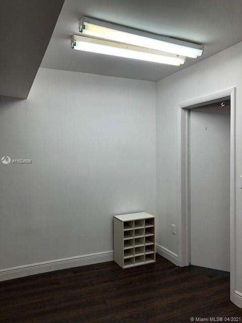 Small Image of 25 SAMANA DR, Coconut Grove Number 31