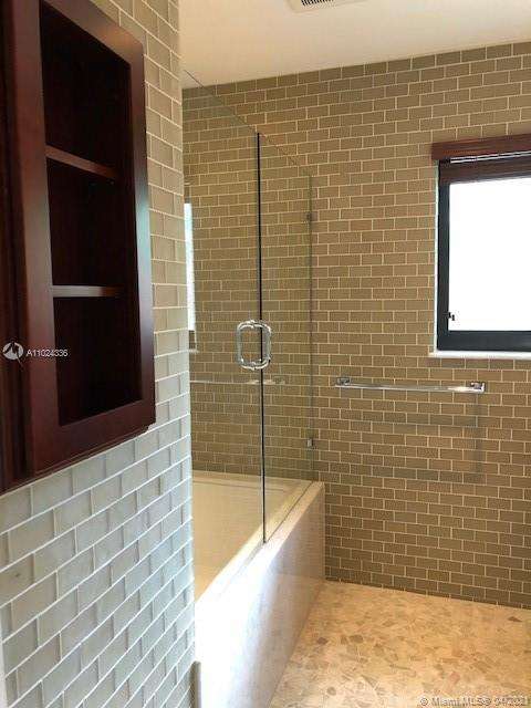 Small Image of 25 SAMANA DR, Coconut Grove Number 33