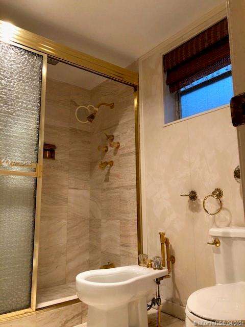 Small Image of 25 SAMANA DR, Coconut Grove Number 40