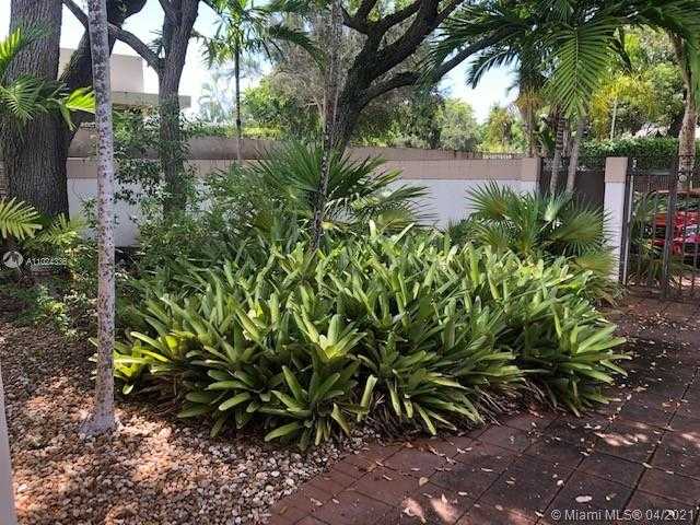 Small Image of 25 SAMANA DR, Coconut Grove Number 49