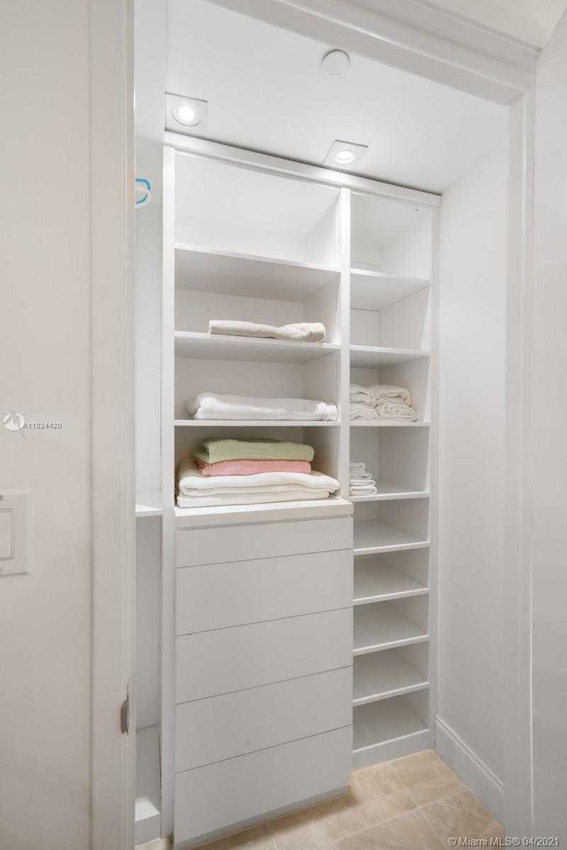 Small Image of 765 CRANDON BLVD #111, Key Biscayne Number 18