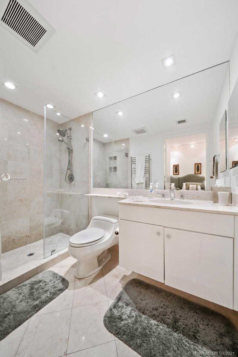 Small Image of 765 CRANDON BLVD #111, Key Biscayne Number 19