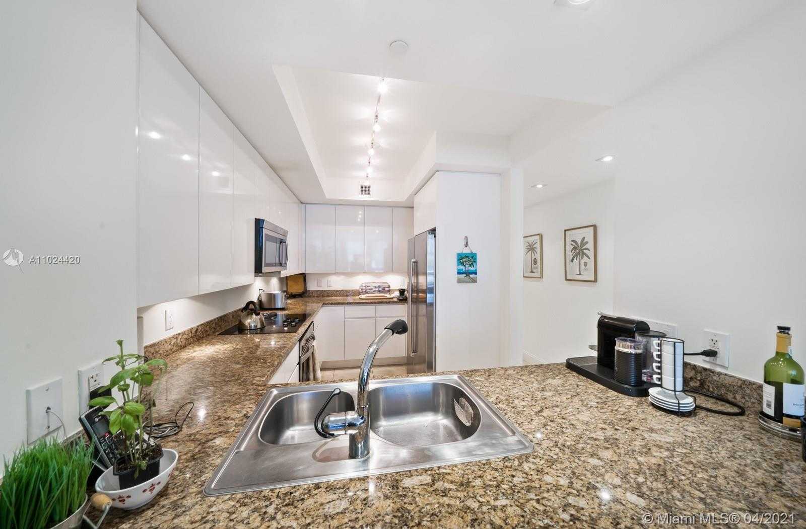 Small Image of 765 CRANDON BLVD #111, Key Biscayne Number 5
