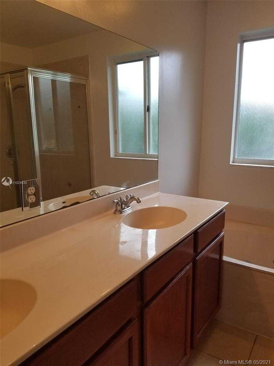 Small Image of 21417 NORTH WEST 13TH CT #509, Miami Gardens Number 12